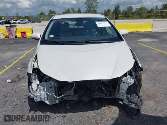 2017 Toyota Prius Two z VIN JTDKBRFU6H3054530, wystawiony jako IAAI lot #43101900 z przebiegiem 81 451 mil mil oraz . Historia ofert i sprzedaży dostępna na DreamBid. Obrazek 13.