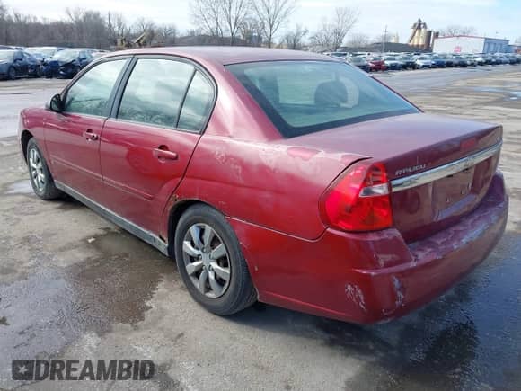 2007 Chevrolet Malibu 1FL с VIN 1G1ZS58F77F153157, выставлен на аукционе IAAI как лот 39472720 с пробегом 242 060 миль миль и . История ставок и продаж доступна на DreamBid. Изображение 3.
