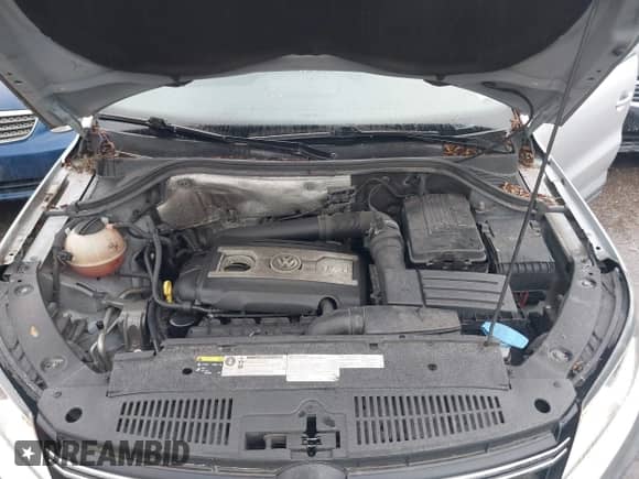 2014 Volkswagen Tiguan с VIN WVGCV3AX7EW529179, выставлен на аукционе IAAI как лот 42379530 с пробегом 151 335 миль миль и . История ставок и продаж доступна на DreamBid. Изображение 10.