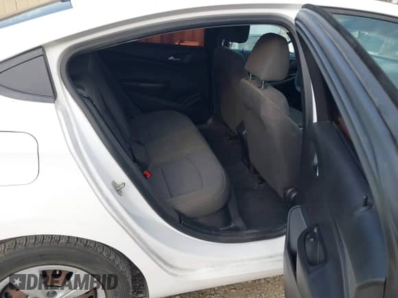 2018 Chevrolet Cruze LS с VIN 1G1BC5SM1J7228877, выставлен на аукционе IAAI как лот 43066362 с пробегом 92 538 миль миль и . История ставок и продаж доступна на DreamBid. Изображение 8.