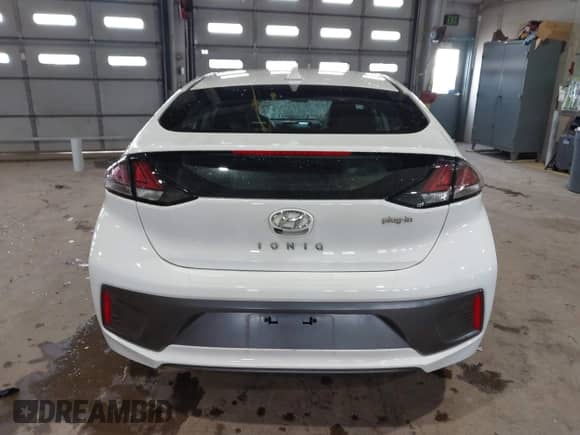 2021 Hyundai Ioniq SE с VIN KMHC65LD8MU255156, выставлен на аукционе IAAI как лот 41546277 с пробегом 37 517 миль миль и . История ставок и продаж доступна на DreamBid. Изображение 16.