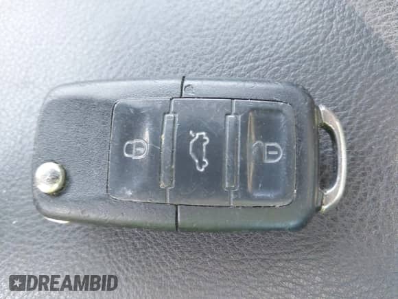 2009 Volkswagen Tiguan S с VIN WVGAV75N39W003418, выставлен на аукционе IAAI как лот 42228870 с пробегом 173 548 миль миль и . История ставок и продаж доступна на DreamBid. Изображение 11.