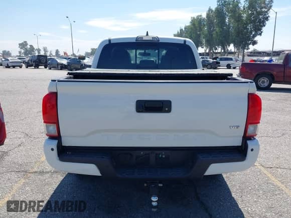 2017 Toyota Tacoma SR5 with VIN 3TMAZ5CN1HM037971, listed as a IAAI auction lot 42658632 with 67,228 mi miles and . Bid and sale history available at DreamBid. Image 16.