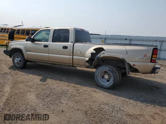 2004 Chevrolet Silverado 3500 DRW с VIN 1GCJK33184F142619, выставлен на аукционе Copart как лот 63479454 с пробегом 86 308 миль миль и Чистый • Clean title. История ставок и продаж доступна на DreamBid. Изображение 2.