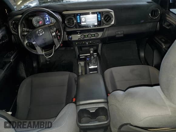 2019 Toyota Tacoma SR5 with VIN 3TMBZ5DN4KM020320, listed as a Copart auction lot 86659885 with 160,767 mi miles and Salvage title. Bid and sale history available at DreamBid. Image 8.