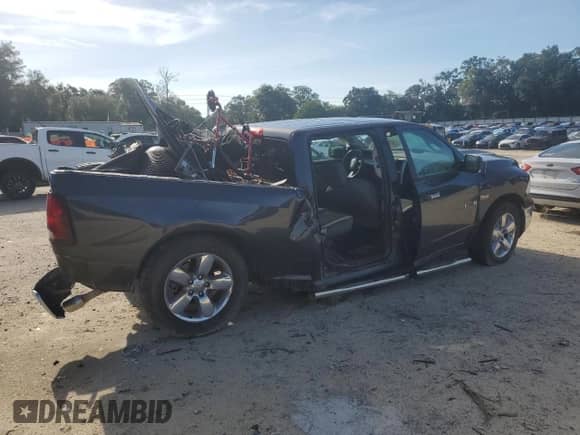 2018 Ram 1500 Big Horn z VIN 1C6RR7TT1JS183966, wystawiony jako Copart lot #68591695 z przebiegiem 111 340 mil mil oraz Szkoda całkowita • Salvage title. Historia ofert i sprzedaży dostępna na DreamBid. Obrazek 3.