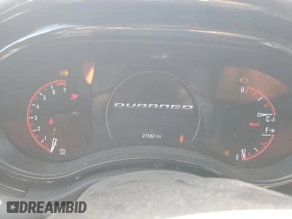 2023 Dodge Durango Pursuit z VIN 1C4RDJFG6PC631124, wystawiony jako Copart lot #86140695 z przebiegiem 27 582 mil mil oraz Czysty tytuł • Clean title. Historia ofert i sprzedaży dostępna na DreamBid. Obrazek 9.