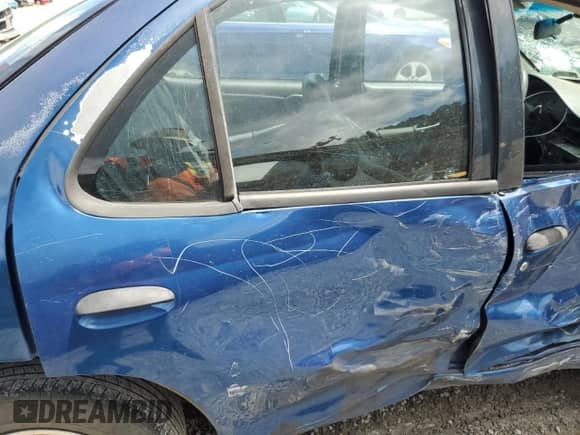 2003 Chevrolet Cavalier с VIN 1G1JC52F137335489, выставлен на аукционе Copart как лот 64784595 с пробегом 70 831 миль миль и Списание • Salvage title. История ставок и продаж доступна на DreamBid. Изображение 10.