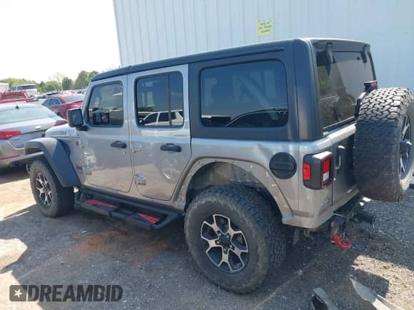 2021 Jeep Wrangler Unlimited Rubicon with VIN 1C4HJXFN0MW526692, listed as a IAAI auction lot 43147565 with 122,692 mi miles and . Bid and sale history available at DreamBid. Image 15.