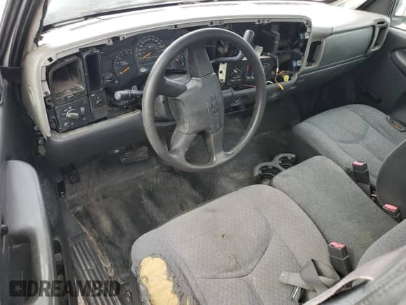 2006 Chevrolet Silverado 2500HD LS с VIN 1GCHC24U46E259461, выставлен на аукционе Copart как лот 53486445 с пробегом 173 052 миль миль и Списание • Salvage title. История ставок и продаж доступна на DreamBid. Изображение 8.