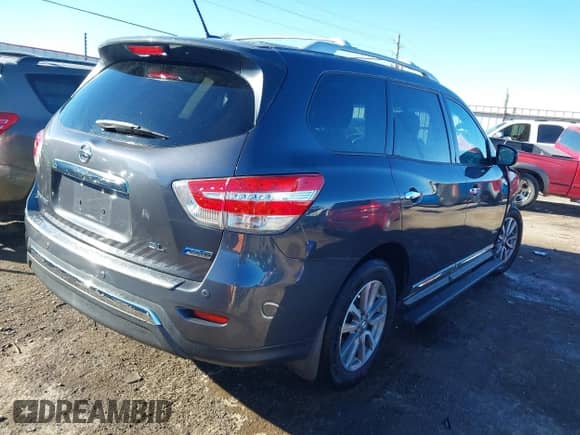 2014 Nissan Pathfinder Platinum Hybrid with VIN 5N1CR2MN5EC658290, listed as a IAAI auction lot 41041387 with 102,243 mi miles and . Bid and sale history available at DreamBid. Image 4.