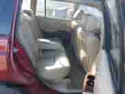 2006 Toyota Highlander Sport z VIN JTEEP21A160161045, wystawiony jako IAAI lot #43540964 z przebiegiem 235 346 mil mil oraz . Historia ofert i sprzedaży dostępna na DreamBid. Obrazek 8.