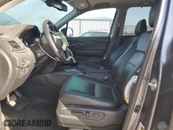 2016 Honda Pilot Elite с VIN 5FNYF6H06GB121295, выставлен на аукционе Copart как лот 84599955 с пробегом 230 301 миль миль и Чистый • Clean title. История ставок и продаж доступна на DreamBid. Изображение 7.