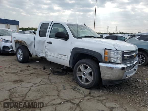 2013 Chevrolet Silverado 1500 LT z VIN 1GCRKSE78DZ144190, wystawiony jako Copart lot #71608205 z przebiegiem 179 103 mil mil oraz Szkoda całkowita • Salvage title. Historia ofert i sprzedaży dostępna na DreamBid. Obrazek 4.