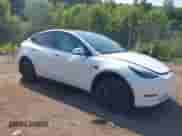2023 Tesla Model Y Long Range с VIN 7SAYGAEE5PF708297, выставлен на аукционе IAAI как лот 42927362 с пробегом 27 230 миль миль и . История ставок и продаж доступна на DreamBid. Изображение 1.