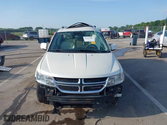 2013 Dodge Journey Crew with VIN 3C4PDDDG5DT567654, listed as a IAAI auction lot 42561948 with 158,434 mi miles and . Bid and sale history available at DreamBid. Image 13.