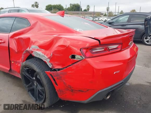 2016 Chevrolet Camaro 1LT с VIN 1G1FB1RX9G0161721, выставлен на аукционе IAAI как лот 43437772 с пробегом 81 524 миль миль и . История ставок и продаж доступна на DreamBid. Изображение 17.