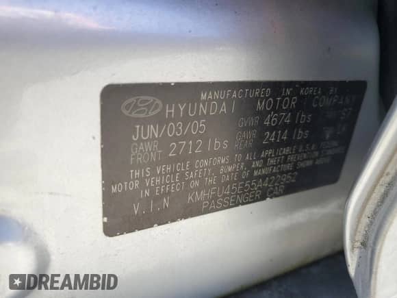 2005 Hyundai XG z VIN KMHFU45E55A422952, wystawiony jako Copart lot #59203045 z przebiegiem 76 856 mil mil oraz Szkoda całkowita • Salvage title. Historia ofert i sprzedaży dostępna na DreamBid. Obrazek 12.