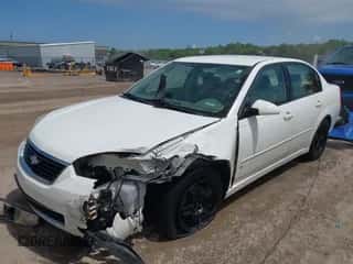 2008 Chevrolet Malibu Classic LT с VIN 1G1ZT58N08F105408, выставлен на аукционе IAAI как лот 42244677 с пробегом 222 550 миль миль и . История ставок и продаж доступна на DreamBid. Изображение 2.