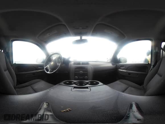 2012 Chevrolet Suburban z VIN 1GNSK5E77CR114350, wystawiony jako IAAI lot #41507100 z przebiegiem 180 095 mil mil oraz . Historia ofert i sprzedaży dostępna na DreamBid. Obrazek 18.