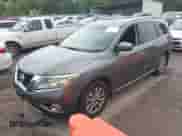 2015 Nissan Pathfinder SL с VIN 5N1AR2MN2FC615650, выставлен на аукционе IAAI как лот 42624622 с пробегом 153 956 миль миль и . История ставок и продаж доступна на DreamBid. Изображение 2.