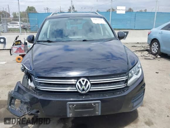 2017 Volkswagen Tiguan Wolfsburg Edition с VIN WVGRV7AX2HK005905, выставлен на аукционе IAAI как лот 42053590 с пробегом 94 864 миль миль и . История ставок и продаж доступна на DreamBid. Изображение 12.