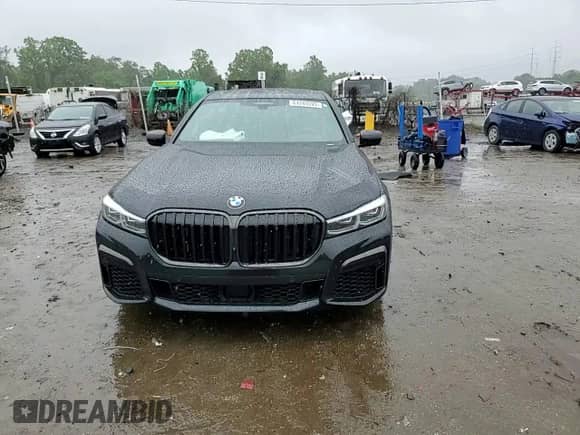 2021 BMW 7 Series 750i xDrive with VIN WBA7U2C0XMCF84373, listed as a Copart auction lot 61243595 with Not provided miles and Salvage title. Bid and sale history available at DreamBid. Image 13.