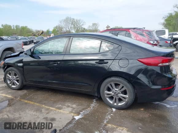 2017 Hyundai Elantra SE z VIN KMHD84LF9HU284584, wystawiony jako IAAI lot #42042620 z przebiegiem 95 183 mil mil oraz . Historia ofert i sprzedaży dostępna na DreamBid. Obrazek 15.