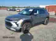 2025 Chevrolet TrailBlazer LT с VIN KL79MRSL6SB046489, выставлен на аукционе IAAI как лот 43520171 с пробегом 34 069 миль миль и . История ставок и продаж доступна на DreamBid. Изображение 17.