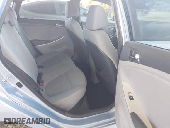 2013 Hyundai Accent SE с VIN KMHCU5AE1DU086048, выставлен на аукционе IAAI как лот 43164926 с пробегом 309 532 миль миль и . История ставок и продаж доступна на DreamBid. Изображение 8.