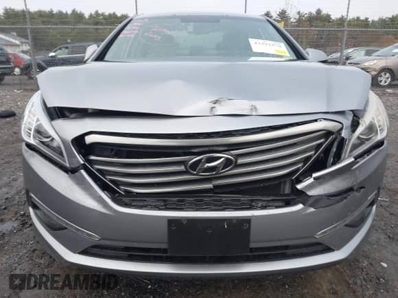 2015 Hyundai Sonata SE with VIN 5NPE24AFXFH164748, listed as a IAAI auction lot 43392570 with 141,807 mi miles and . Bid and sale history available at DreamBid. Image 6.