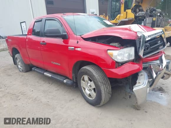 2011 Toyota Tundra с VIN 5TFUY5F14BX186269, выставлен на аукционе IAAI как лот 42491952 с пробегом 186 428 миль миль и . История ставок и продаж доступна на DreamBid. Изображение 1.