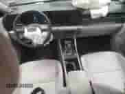 2024 Hyundai Kona SEL с VIN KM8HBCAB6RU178141, выставлен на аукционе Copart как лот 84187224 с пробегом 8 350 миль миль и Списание • Salvage title. История ставок и продаж доступна на DreamBid. Изображение 8.