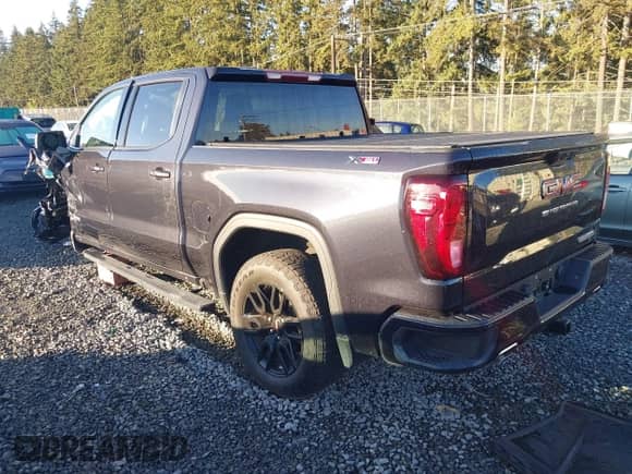 2023 GMC Sierra 1500 Elevation с VIN 1GTUUCED5PZ124225, выставлен на аукционе IAAI как лот 43437100 с пробегом Не указан миль и . История ставок и продаж доступна на DreamBid. Изображение 3.