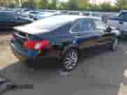 2007 Lexus ES 330 z VIN JTHBJ46G972058252, wystawiony jako IAAI lot #43426803 z przebiegiem 118 587 mil mil oraz . Historia ofert i sprzedaży dostępna na DreamBid. Obrazek 4.