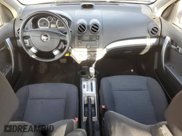 2010 Chevrolet Aveo 1LT с VIN KL1TD5DE3AB056838, выставлен на аукционе Copart как лот 84878465 с пробегом 88 665 миль миль и Списание • Salvage title. История ставок и продаж доступна на DreamBid. Изображение 8.