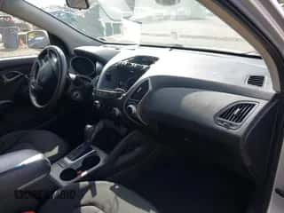 2014 Hyundai Tucson GLS z VIN KM8JT3AF3EU818737, wystawiony jako IAAI lot #43406530 z przebiegiem 140 231 mil mil oraz . Historia ofert i sprzedaży dostępna na DreamBid. Obrazek 5.