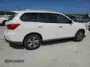 2017 Nissan Pathfinder SV with VIN 5N1DR2MN8HC673181, listed as a Copart auction lot 81939595 with 122,198 mi miles and Salvage title. Bid and sale history available at DreamBid. Image 3.