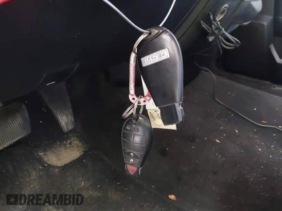 2015 Ram 1500 Express с VIN 1C6RR6FT1FS722891, выставлен на аукционе IAAI как лот 42806741 с пробегом 275 136 миль миль и . История ставок и продаж доступна на DreamBid. Изображение 11.