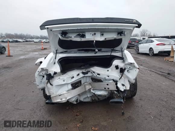 2018 Dodge Challenger R/T Scat Pack с VIN 2C3CDZFJ9JH251882, выставлен на аукционе IAAI как лот 41665702 с пробегом 37 309 миль миль и . История ставок и продаж доступна на DreamBid. Изображение 6.