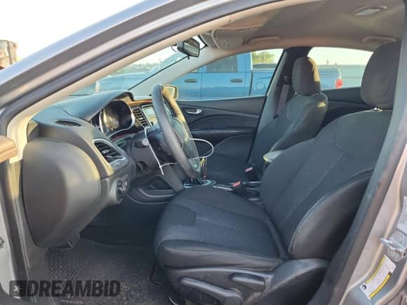 2015 Dodge Dart SE с VIN 1C3CDFAA1FD407777, выставлен на аукционе Copart как лот 81716425 с пробегом 93 380 миль миль и На запчасти • Non repairable. История ставок и продаж доступна на DreamBid. Изображение 7.