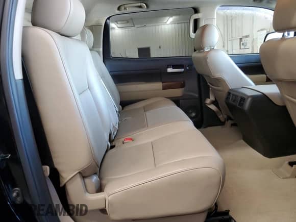 2010 Toyota Tundra Limited z VIN 5TFHY5F17AX146784, wystawiony jako Copart lot #61340205 z przebiegiem 111 876 mil mil oraz Szkoda całkowita • Salvage title. Historia ofert i sprzedaży dostępna na DreamBid. Obrazek 10.