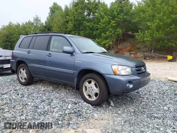 2004 Toyota Highlander с VIN JTEEP21A140031263, выставлен на аукционе IAAI как лот 42895283 с пробегом 165 666 миль миль и . История ставок и продаж доступна на DreamBid. Изображение 1.