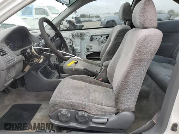 1997 Honda Civic с VIN 1HGEJ8277VL805934, выставлен на аукционе Copart как лот 50817825 с пробегом 353 086 миль миль и Чистый • Clean title. История ставок и продаж доступна на DreamBid. Изображение 7.