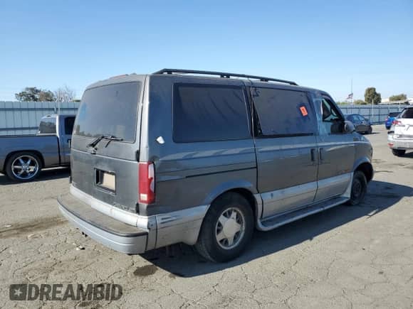 2000 Chevrolet Astro с VIN 1GNEL19W2YB162505, выставлен на аукционе Copart как лот 66702904 с пробегом Не указан миль и Списание • Salvage title. История ставок и продаж доступна на DreamBid. Изображение 3.