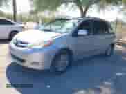 2010 Toyota Sienna XLE с VIN 5TDYK4CC6AS328290, выставлен на аукционе IAAI как лот 43273400 с пробегом 163 282 миль миль и . История ставок и продаж доступна на DreamBid. Изображение 2.