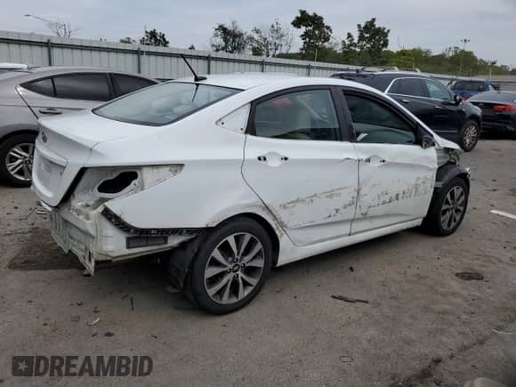 2017 Hyundai Accent Value Edition с VIN KMHCT4AE4HU334991, выставлен на аукционе Copart как лот 82105315 с пробегом 60 111 миль миль и Списание • Salvage title. История ставок и продаж доступна на DreamBid. Изображение 3.