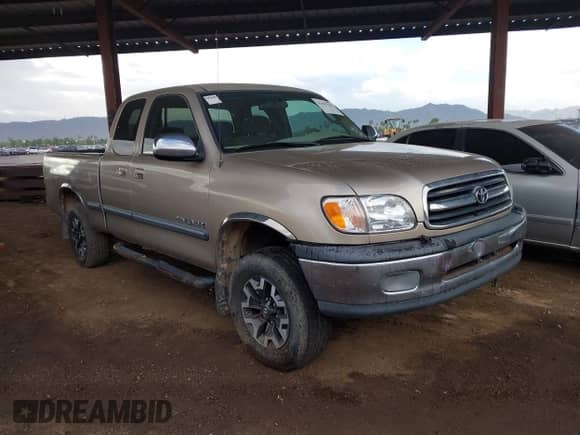 2002 Toyota Tundra SR5 с VIN 5TBRN34122S313900, выставлен на аукционе IAAI как лот 43481700 с пробегом 314 396 миль миль и . История ставок и продаж доступна на DreamBid. Изображение 1.