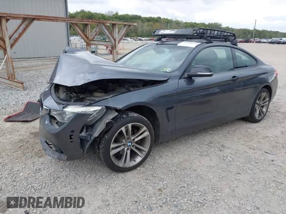 2014 BMW 4 Series 428i xDrive с VIN WBA3N5C55EK197047, выставлен на аукционе IAAI как лот 43299617 с пробегом 196 571 миль миль и . История ставок и продаж доступна на DreamBid. Изображение 17.