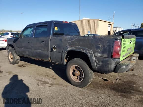 2005 Chevrolet Silverado 2500HD LT с VIN 1GCHK23215F848950, выставлен на аукционе Copart как лот 82701685 с пробегом Не указан миль и Списание • Salvage title. История ставок и продаж доступна на DreamBid. Изображение 2.